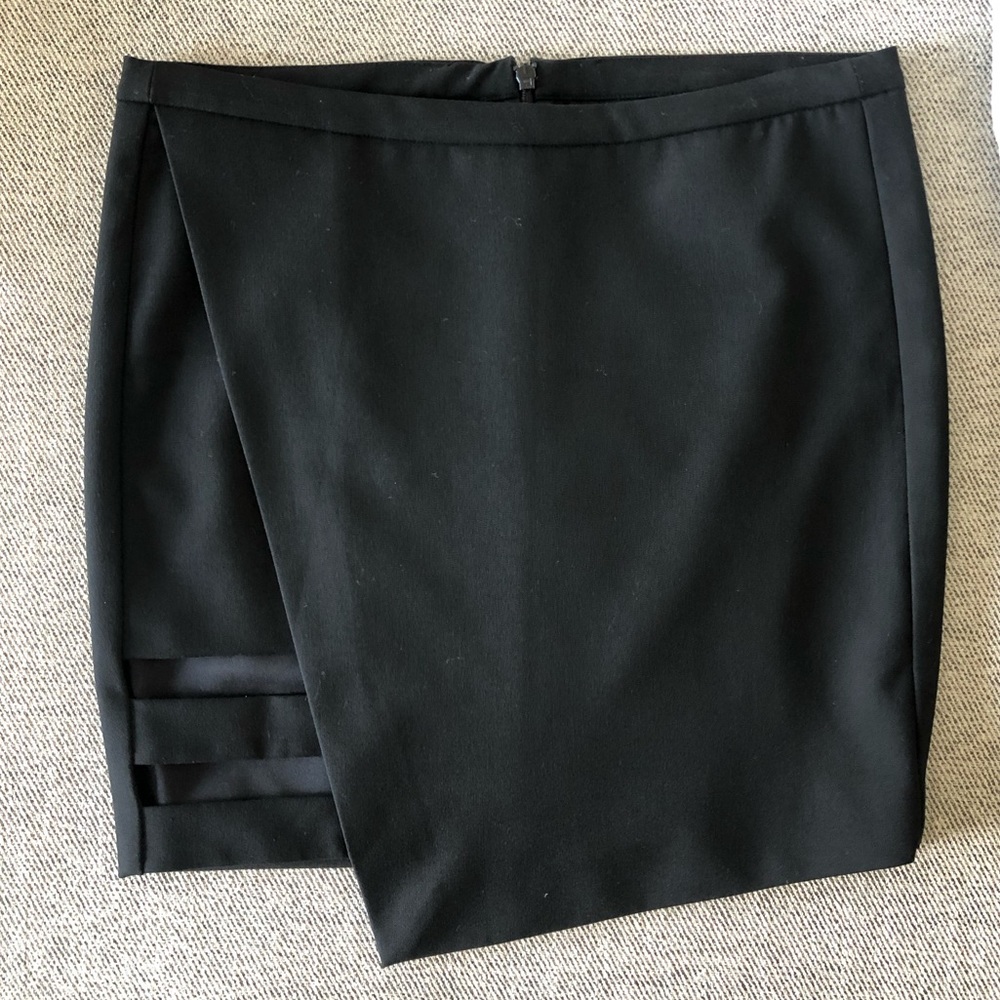 MASON Black Cutout Mini Skirt Size 2 - Picture 2 of 5
